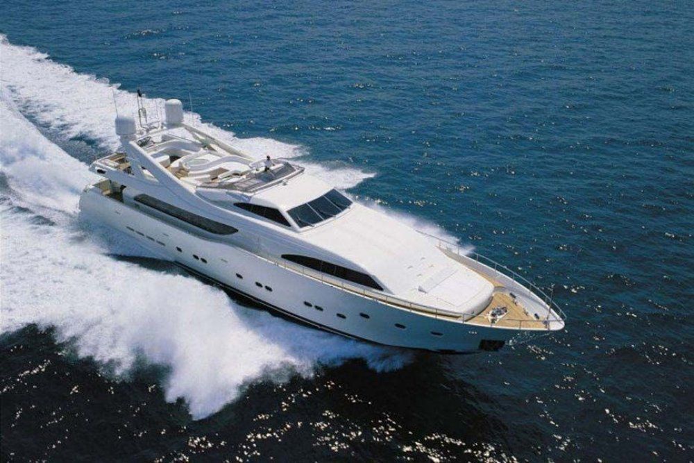 Camarik ferreti custom line 112 up to 10 guests balearics
