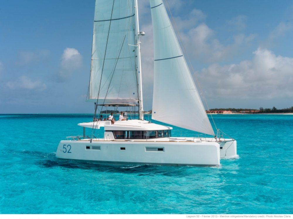 Charter catamaran kepi lagoon 52 5 cabins greece
