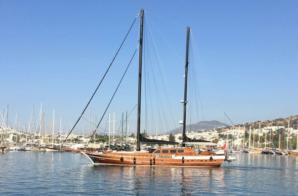 Kaya guneri plus charter gulet in turkey