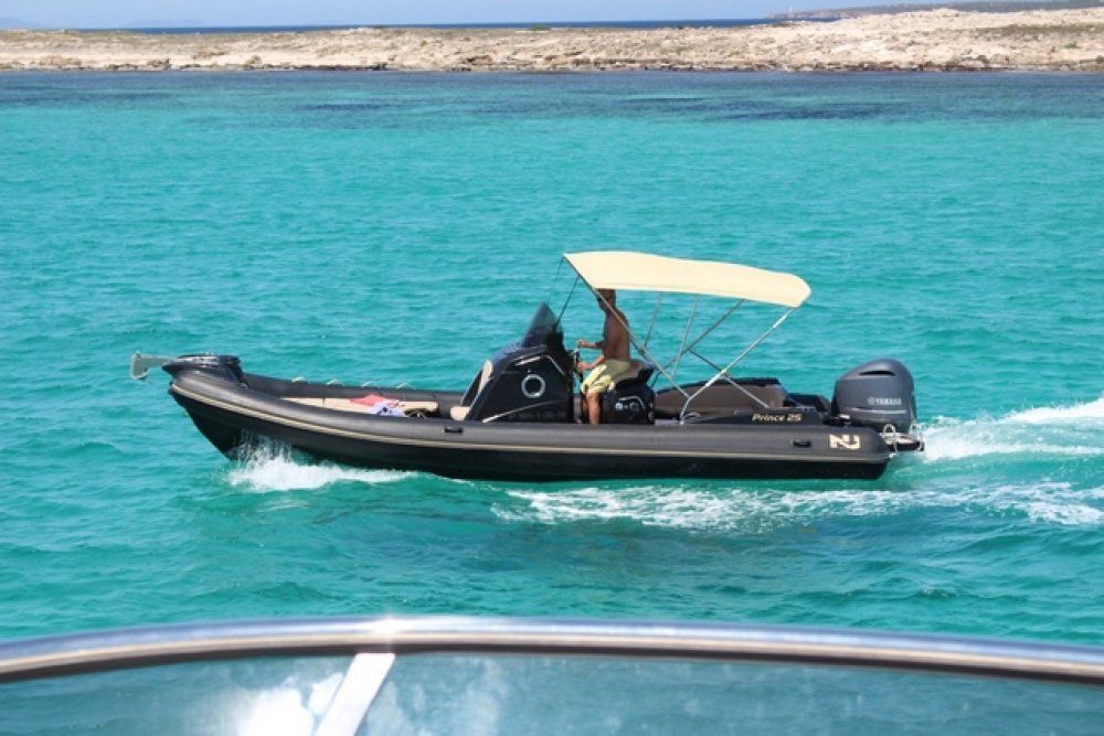 Nuova jolly prince 25 for day charter in ibiza