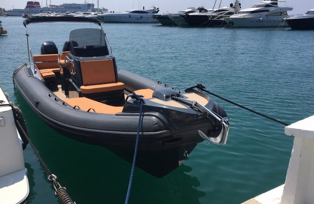 Nuova jolly prince 30 for day charter in ibiza