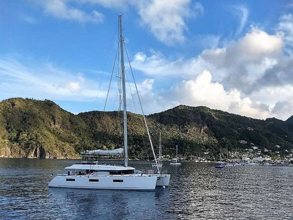Ava isabella catamarans for charter in the bvi