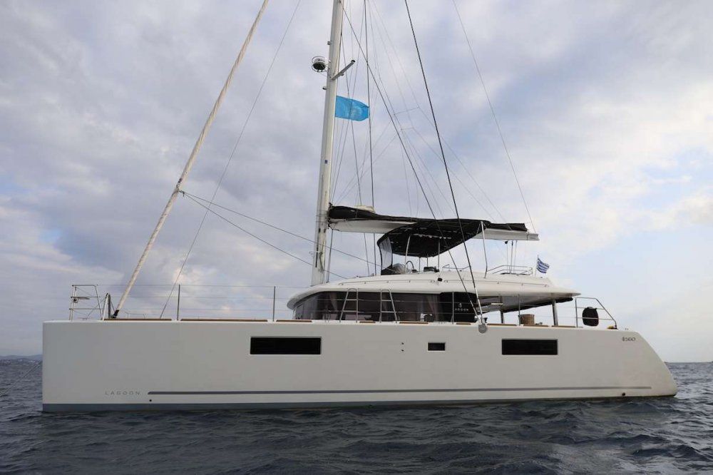 Catamaran boom greece