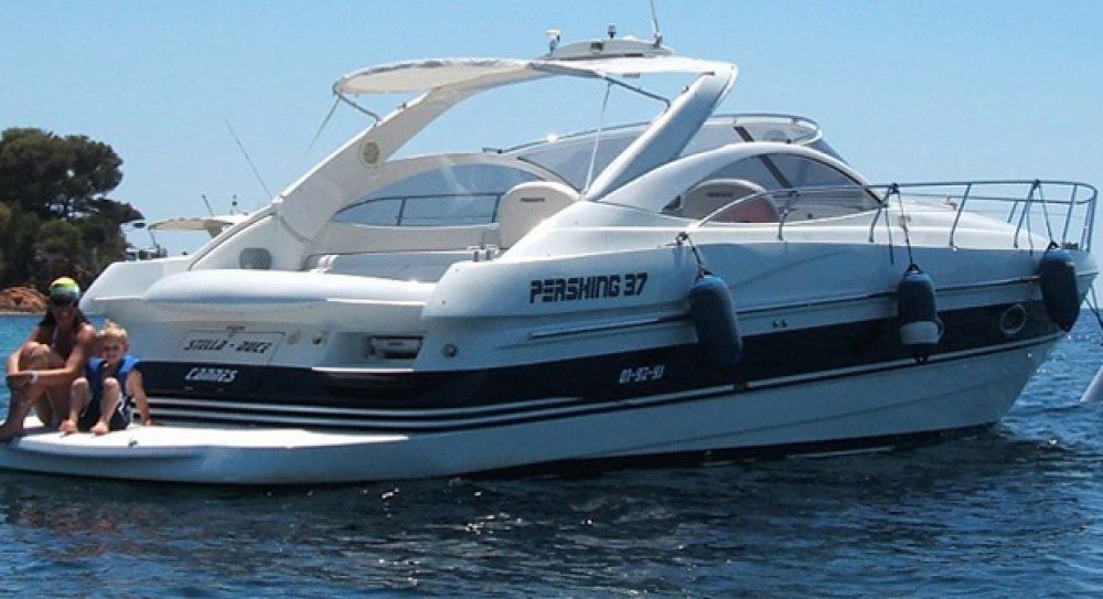 pershing 37 yacht