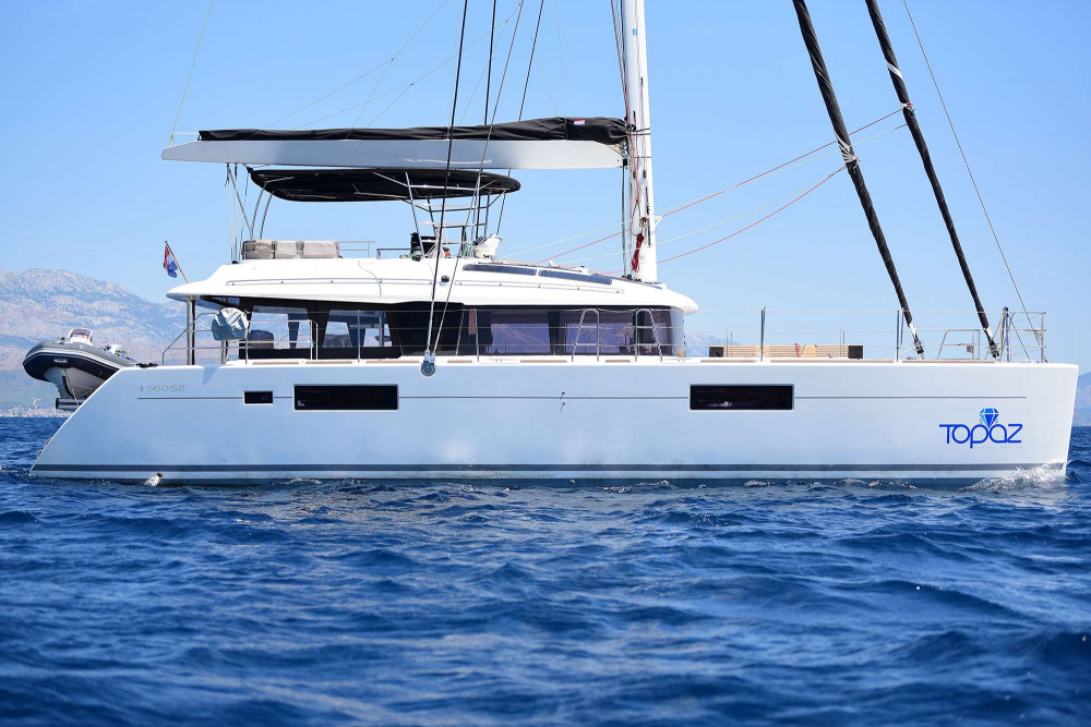 Topaz lagoon 560 s2