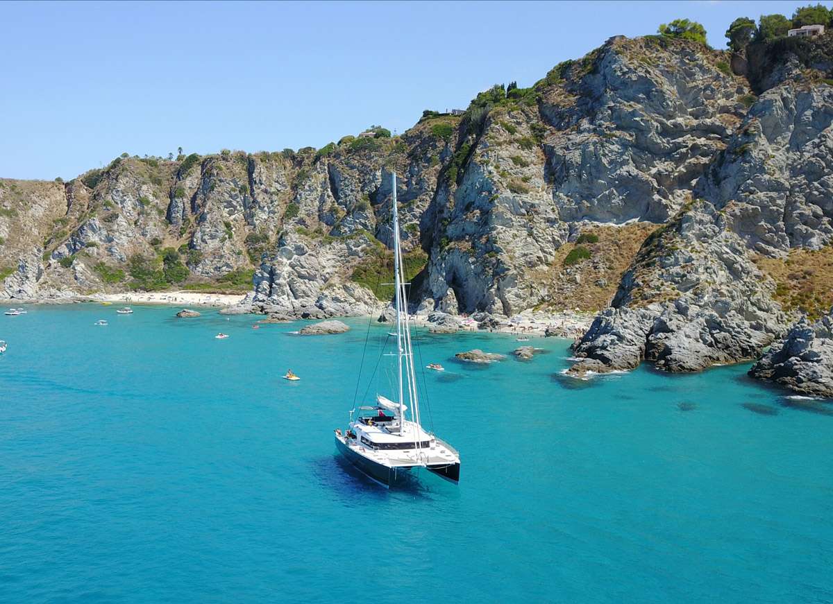 sicily catamaran charter