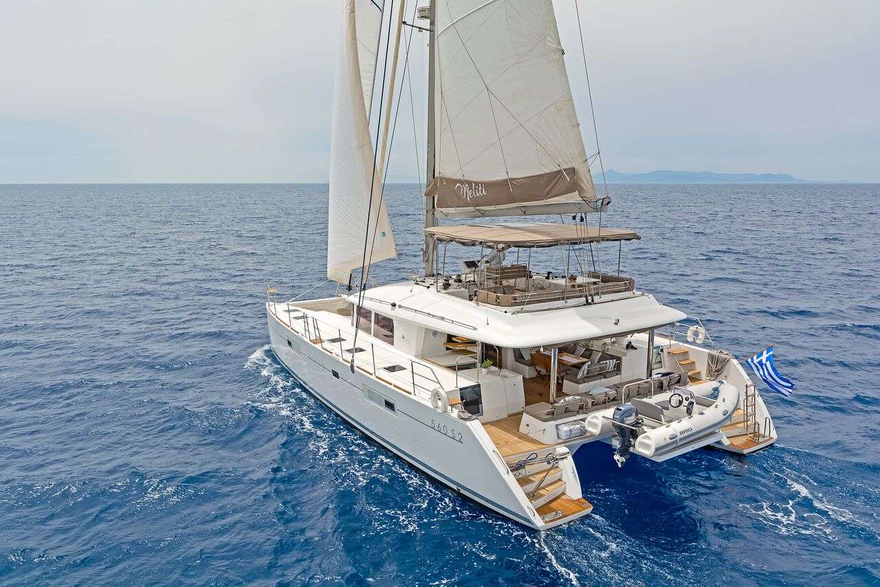 Catamaran greece charter alquiler grecia 18