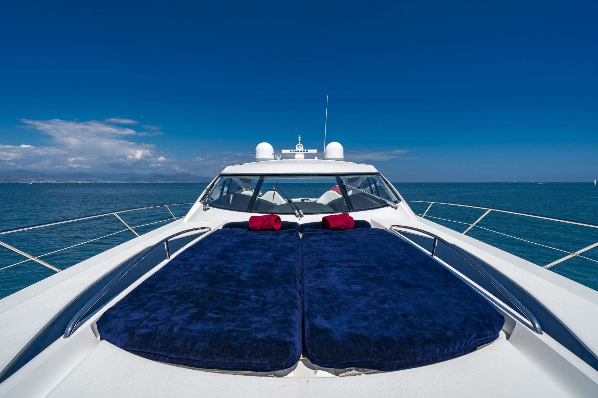 Charter motor french riviera francia yate alquiler 11