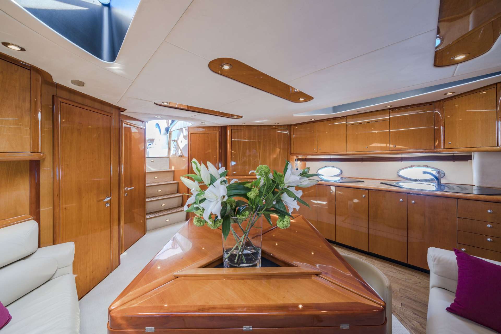 Charter motor french riviera francia yate alquiler 14